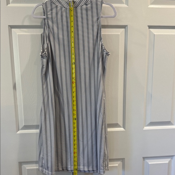 Tommy Bahama Sleeveless Striped Dress with Tassel Detail Women’s Large - Picture 8 of 10